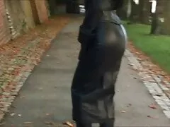 Monté un caballo y comencé xxx prima a saltar como un caballo.