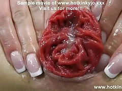 El toroporni chico golpeó a dos hermosas chicas y a la mierda