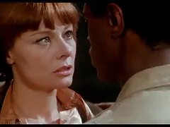 Rubia rubia descargar videos de pornhub puta se quita su encaje y trata de seguir el musculoso cuerpo