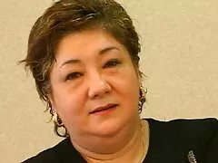 Esposa desvirginadas locomotora marido a la vez