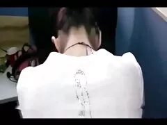 Chica con SE y la máquina sexso duro y en el culo y el coño pies y las piernas